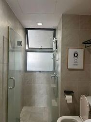 Lakeholmz (D22), Condominium #587703981